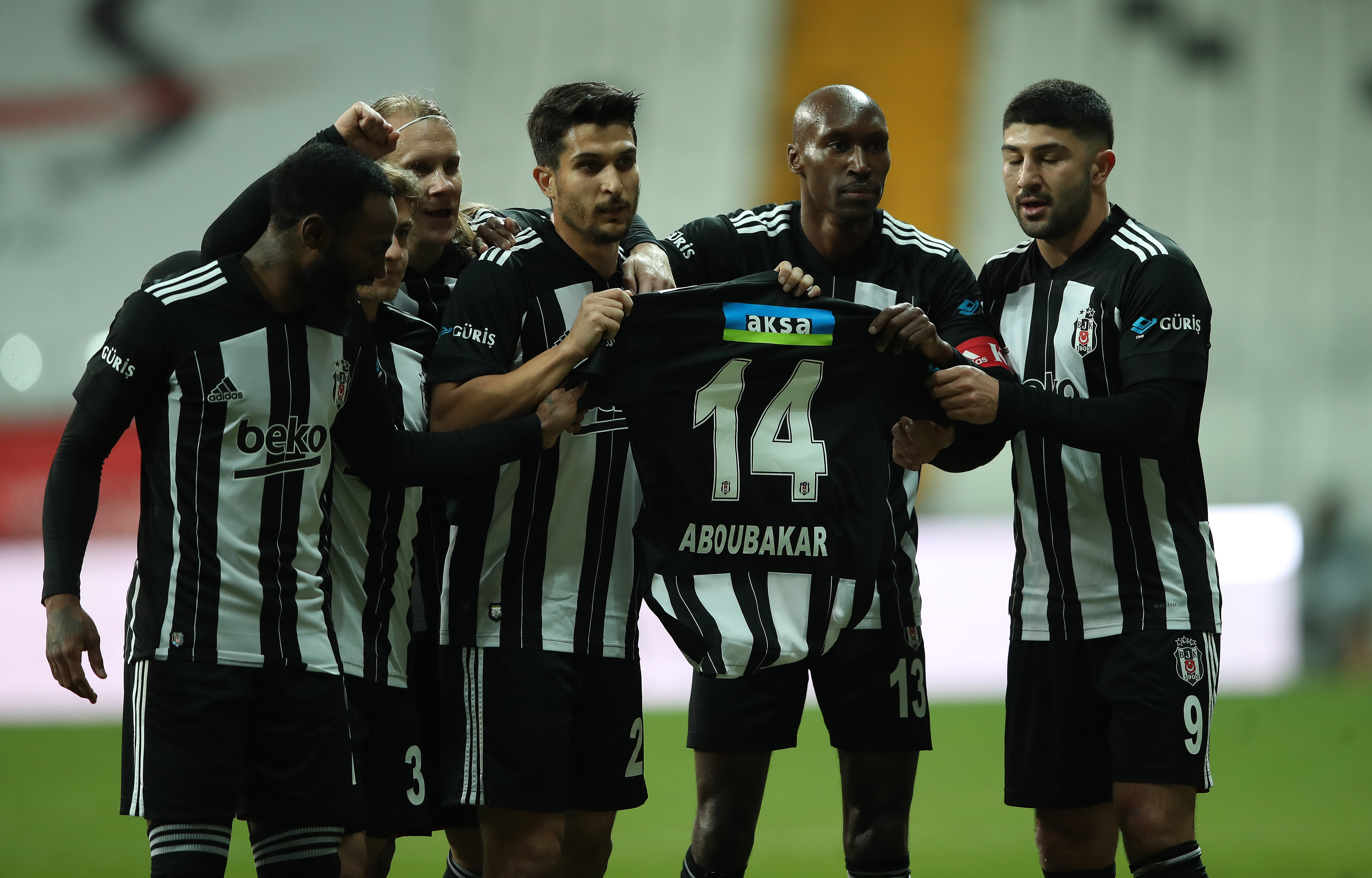 Beşiktaş’tan yeni yıl hediyesi 3-0