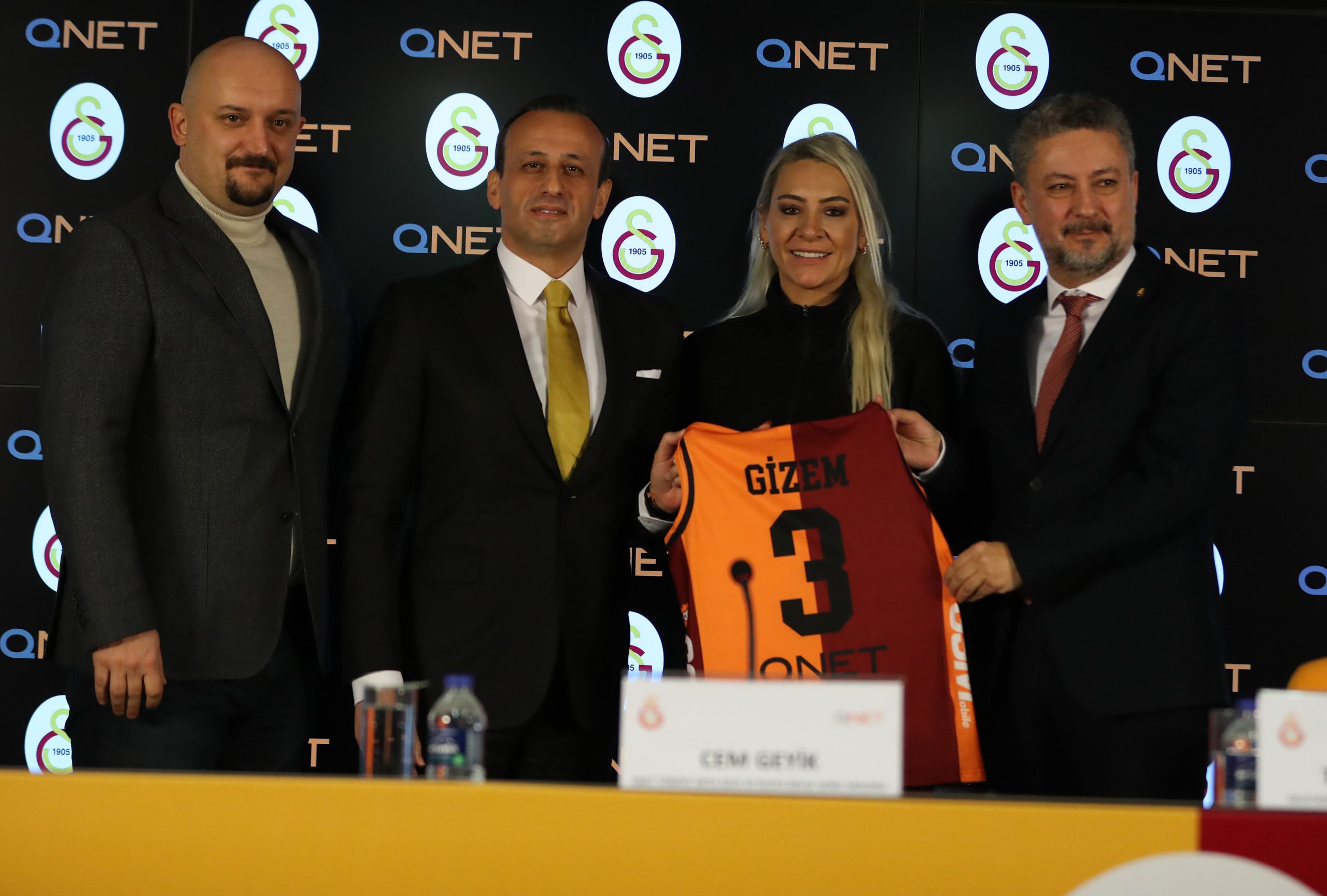 Qnet’ten Galatasaray’a sponsor oldu