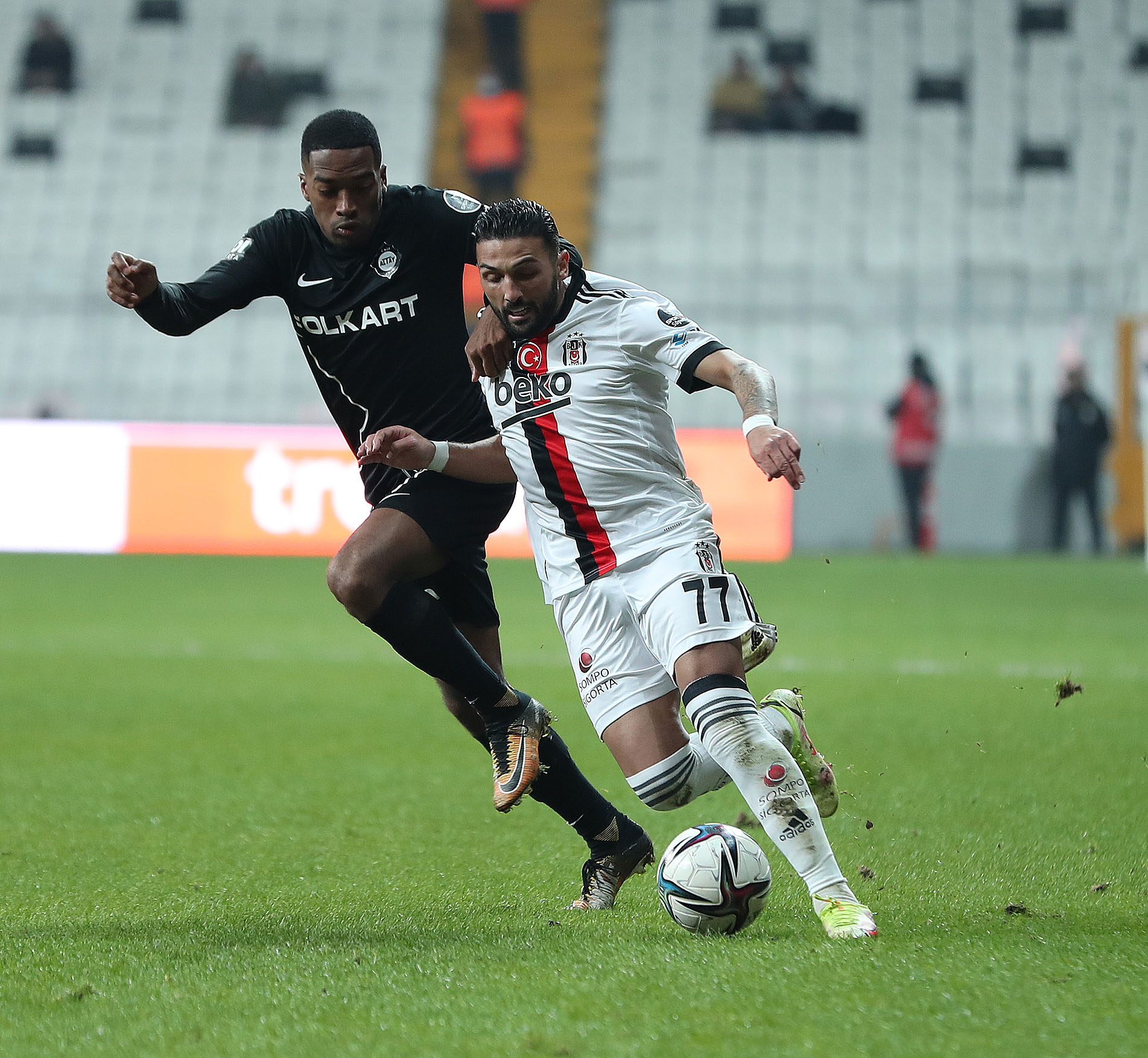 Umut Meraş: “Taraftarlarımızın önünde kazanmak güzel”