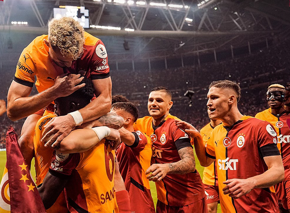 Derbinin galibi Galatasaray 2-1