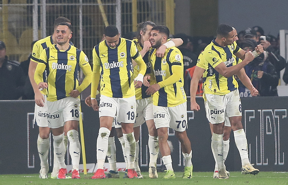 Fenerbahçe ikinci yarıda çoştu 3-2